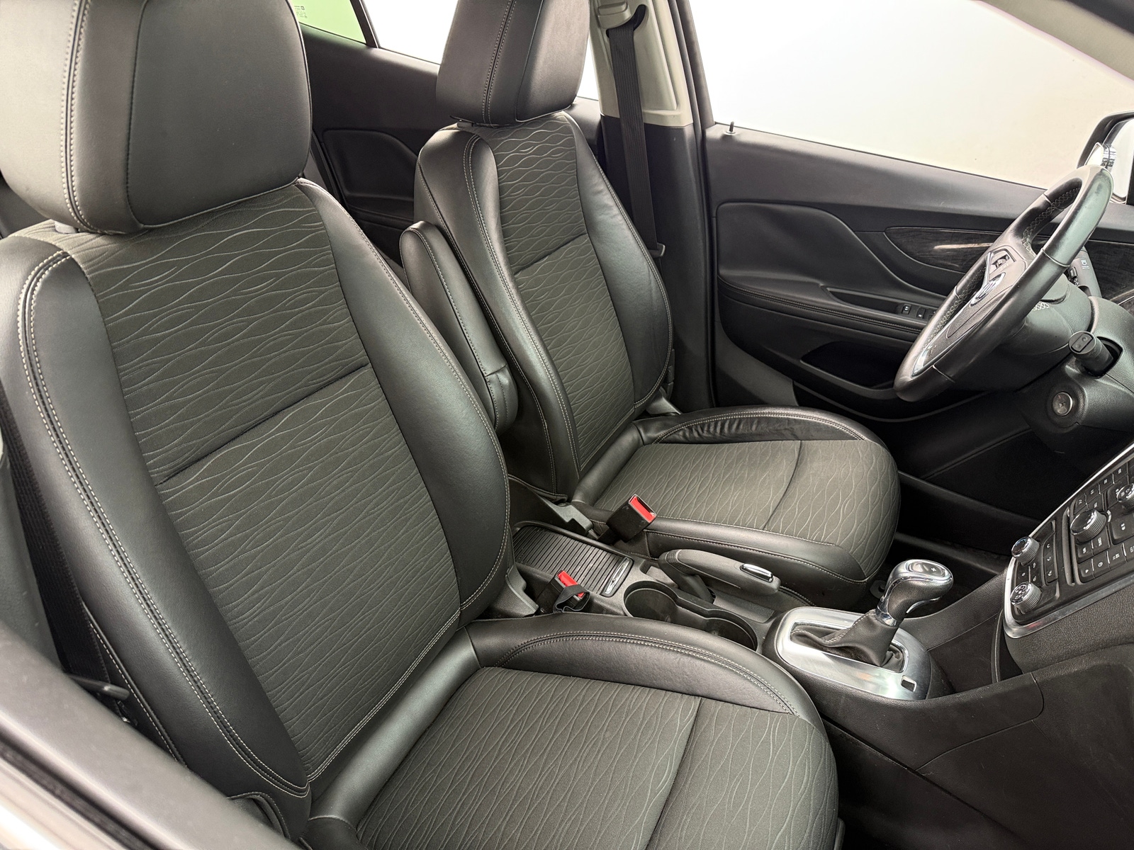 Thumbnail: 2016 Buick Encore - 2