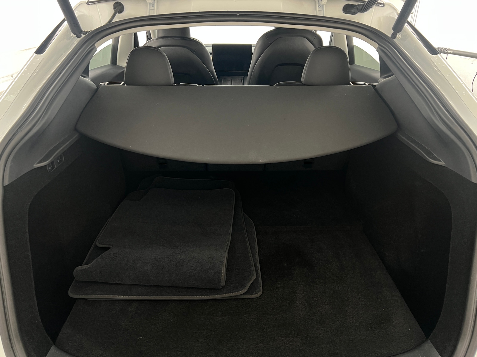 Thumbnail: 2024 Tesla Model Y - 6