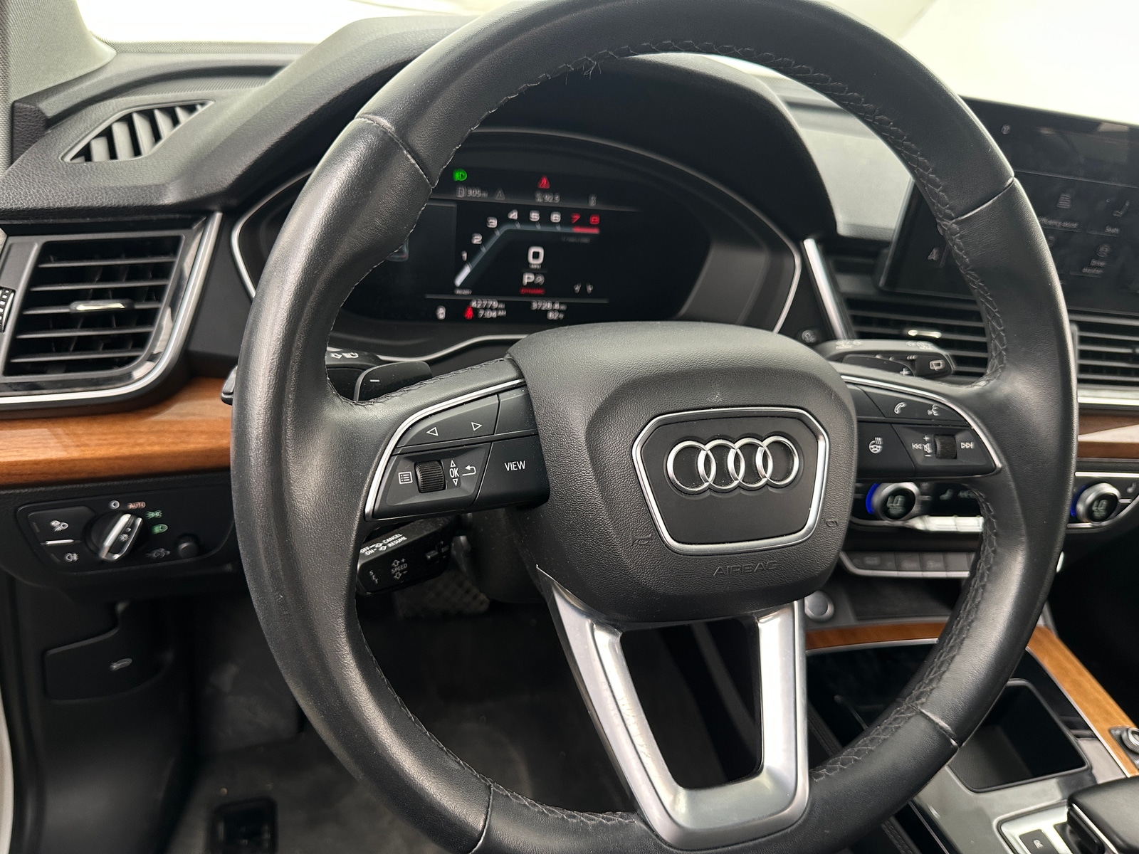 Thumbnail: 2022 Audi Q5 - 4