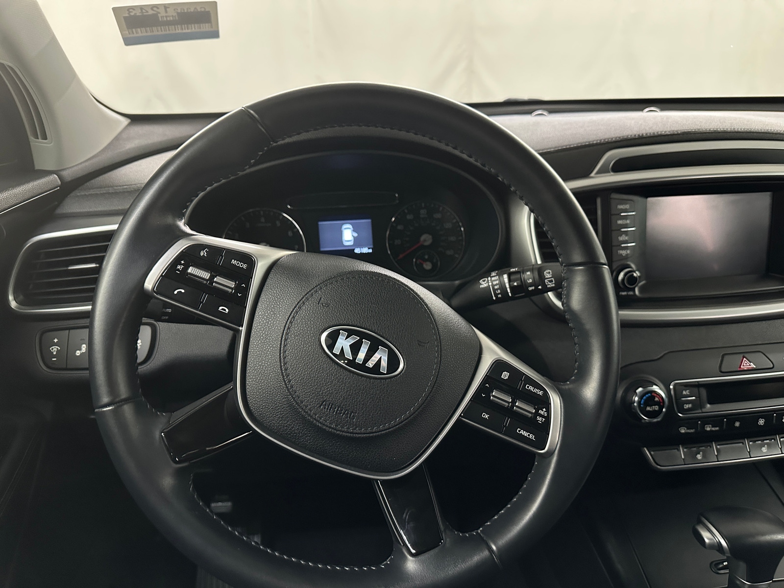 Thumbnail: 2020 Kia Sorento - 5