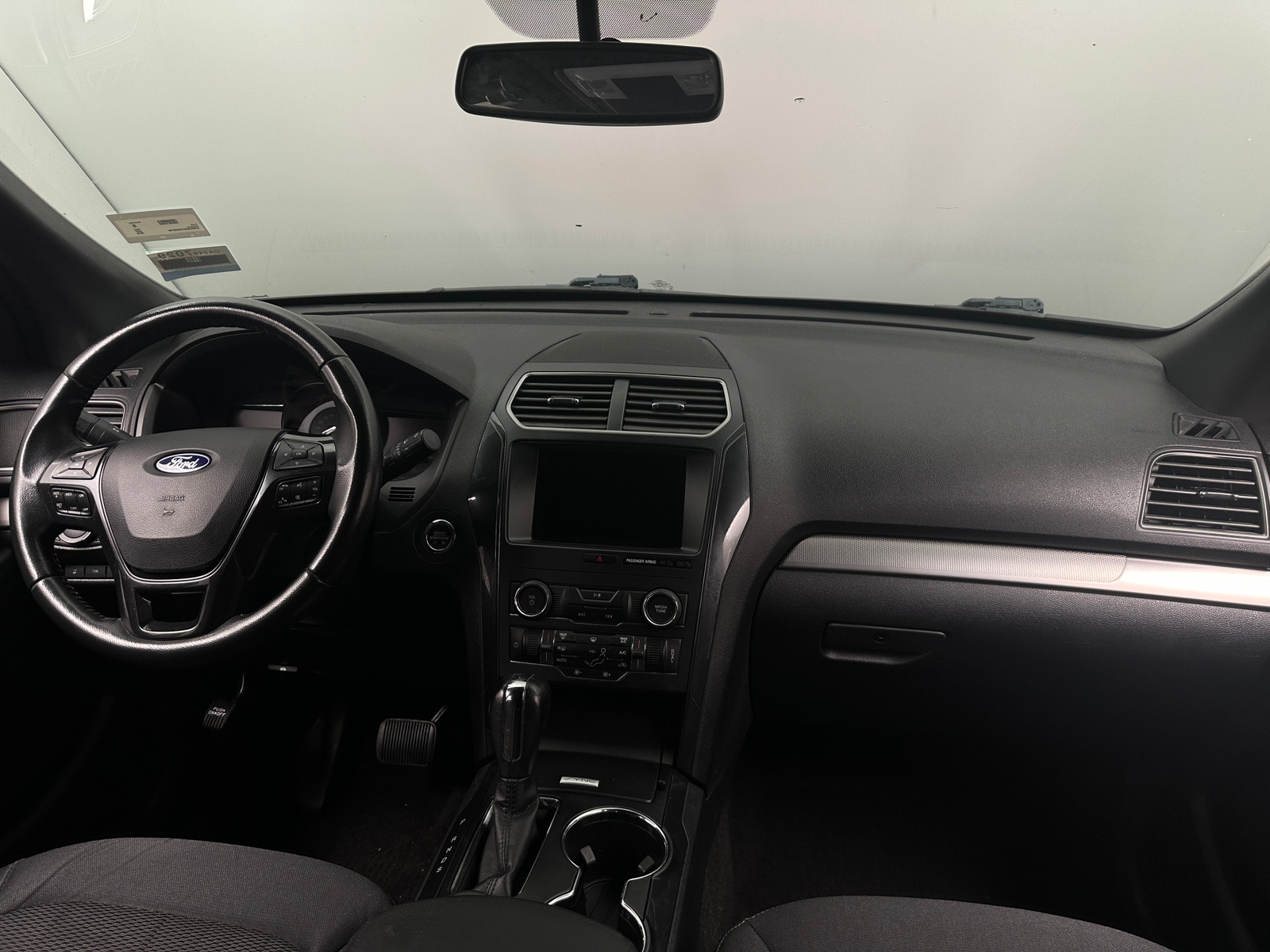 Thumbnail: 2019 Ford Explorer - 3
