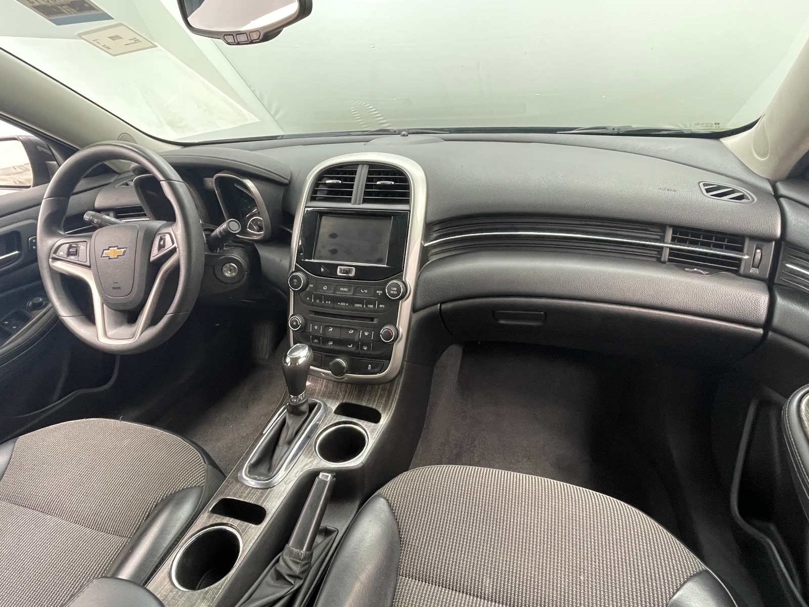 Thumbnail: 2014 Chevrolet Malibu - 3