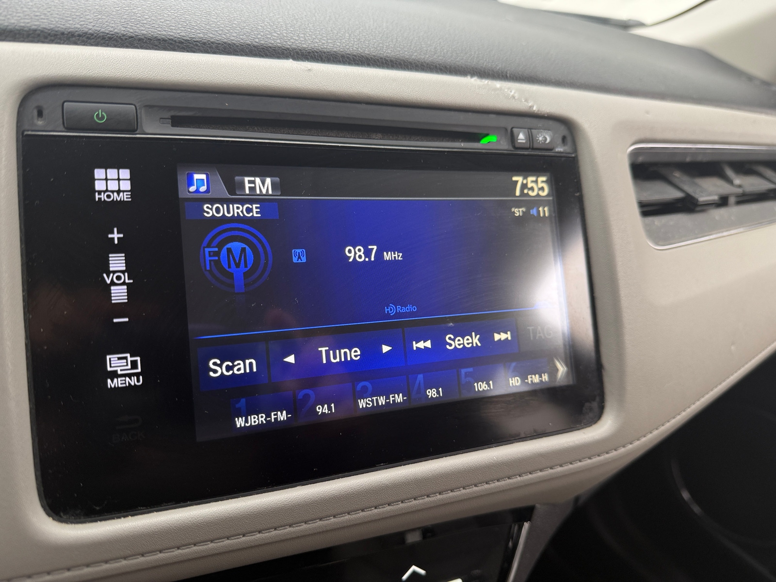Thumbnail: 2017 Honda HR-V - 3