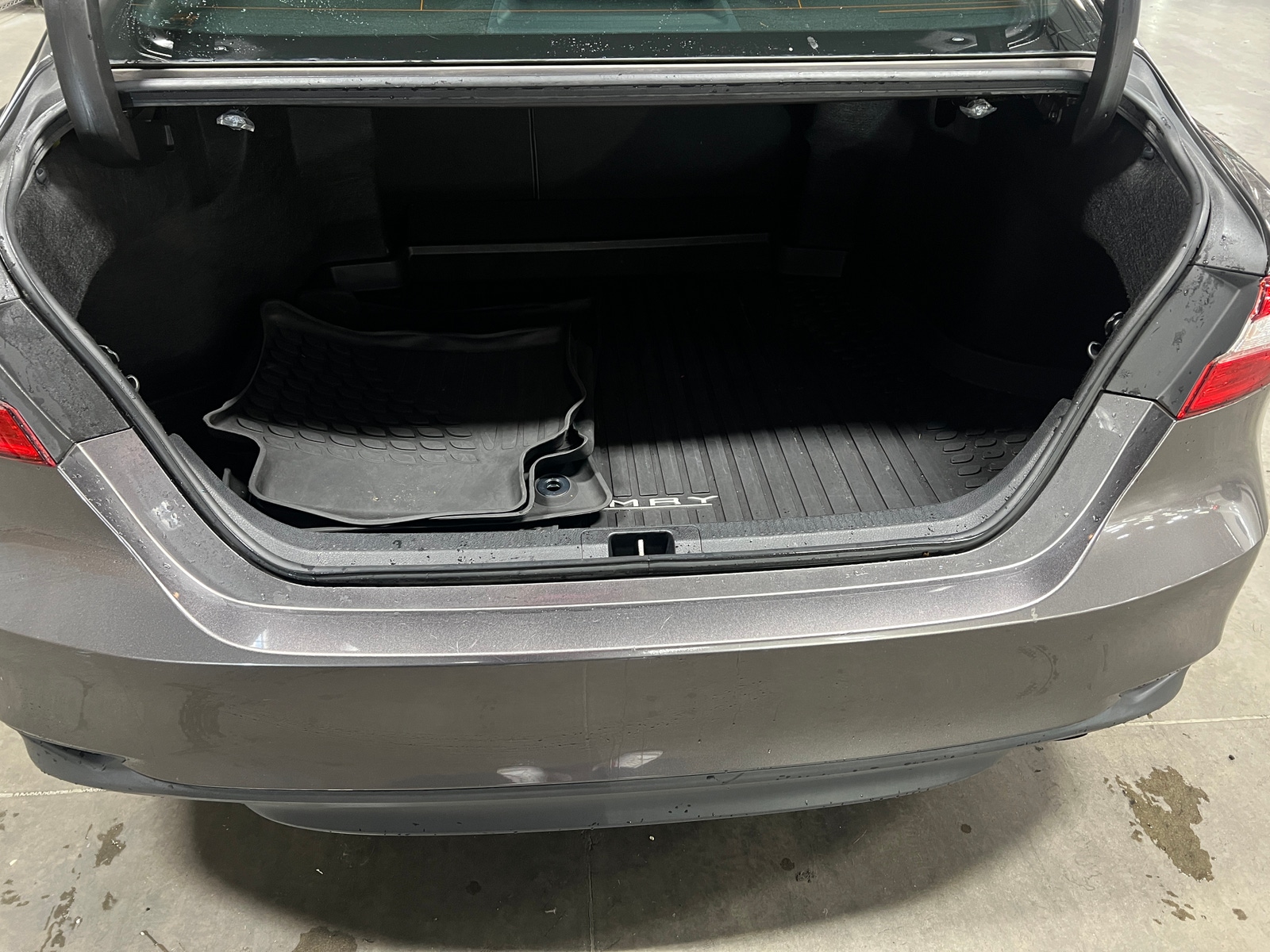 Thumbnail: 2019 Toyota Camry - 7