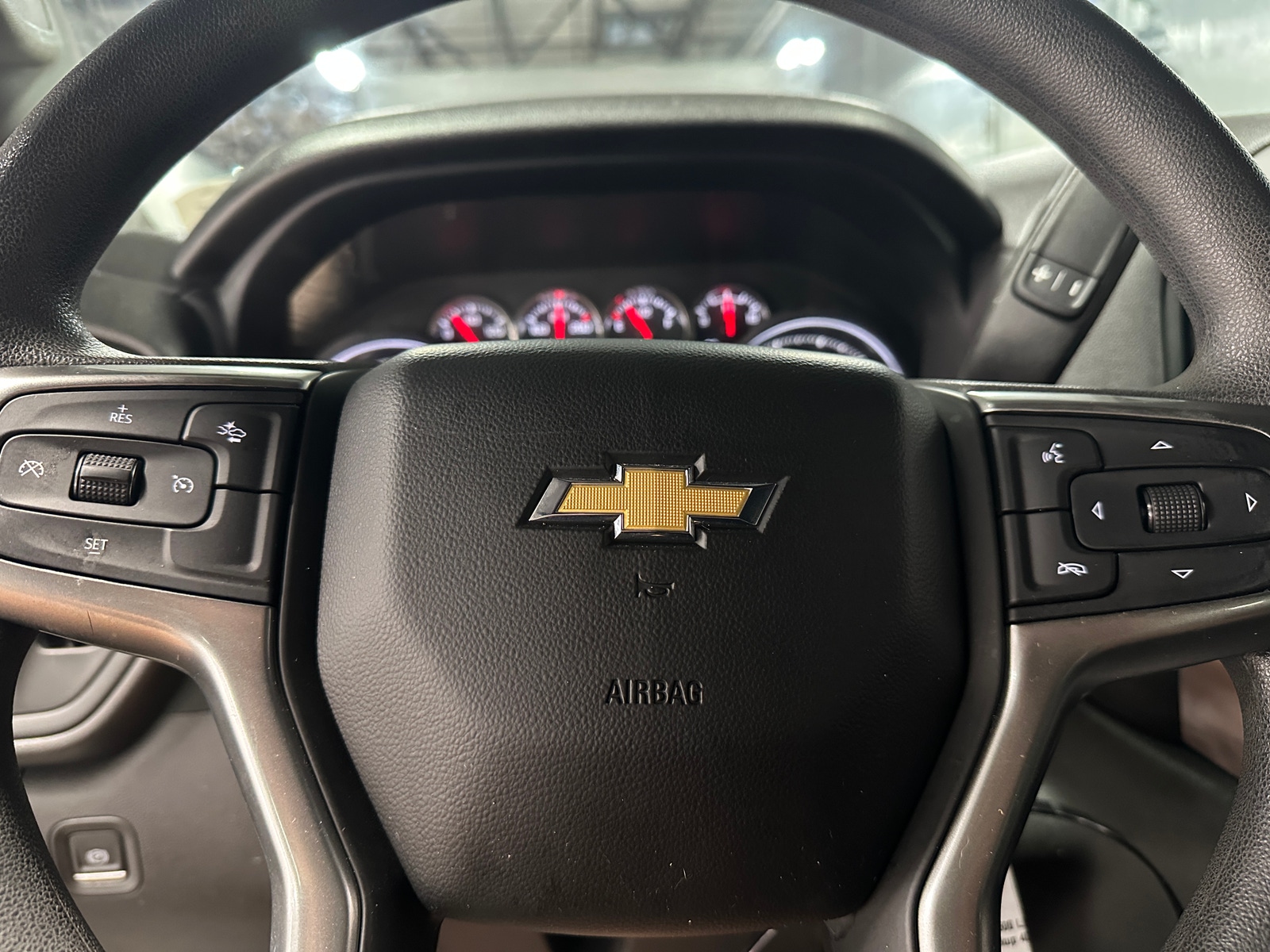 Thumbnail: 2022 Chevrolet Silverado 1500 - 5