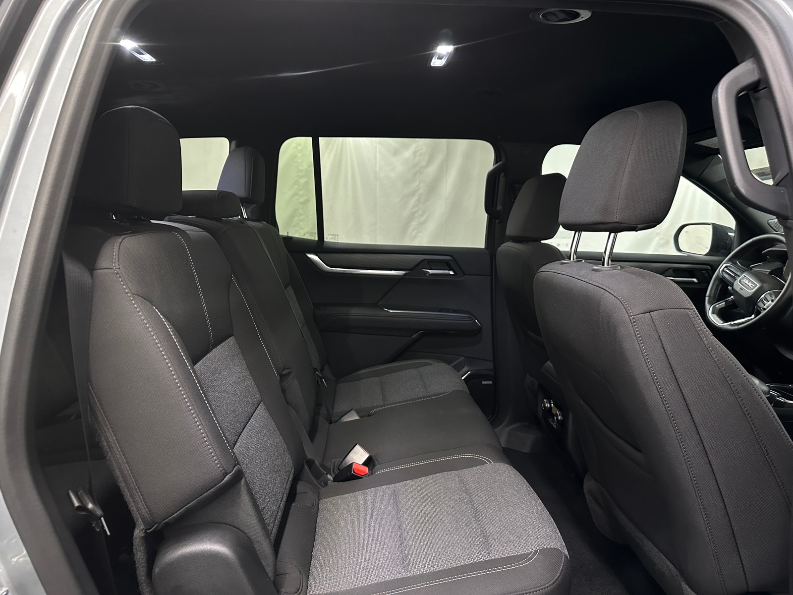 Thumbnail: 2025 GMC Acadia - 6