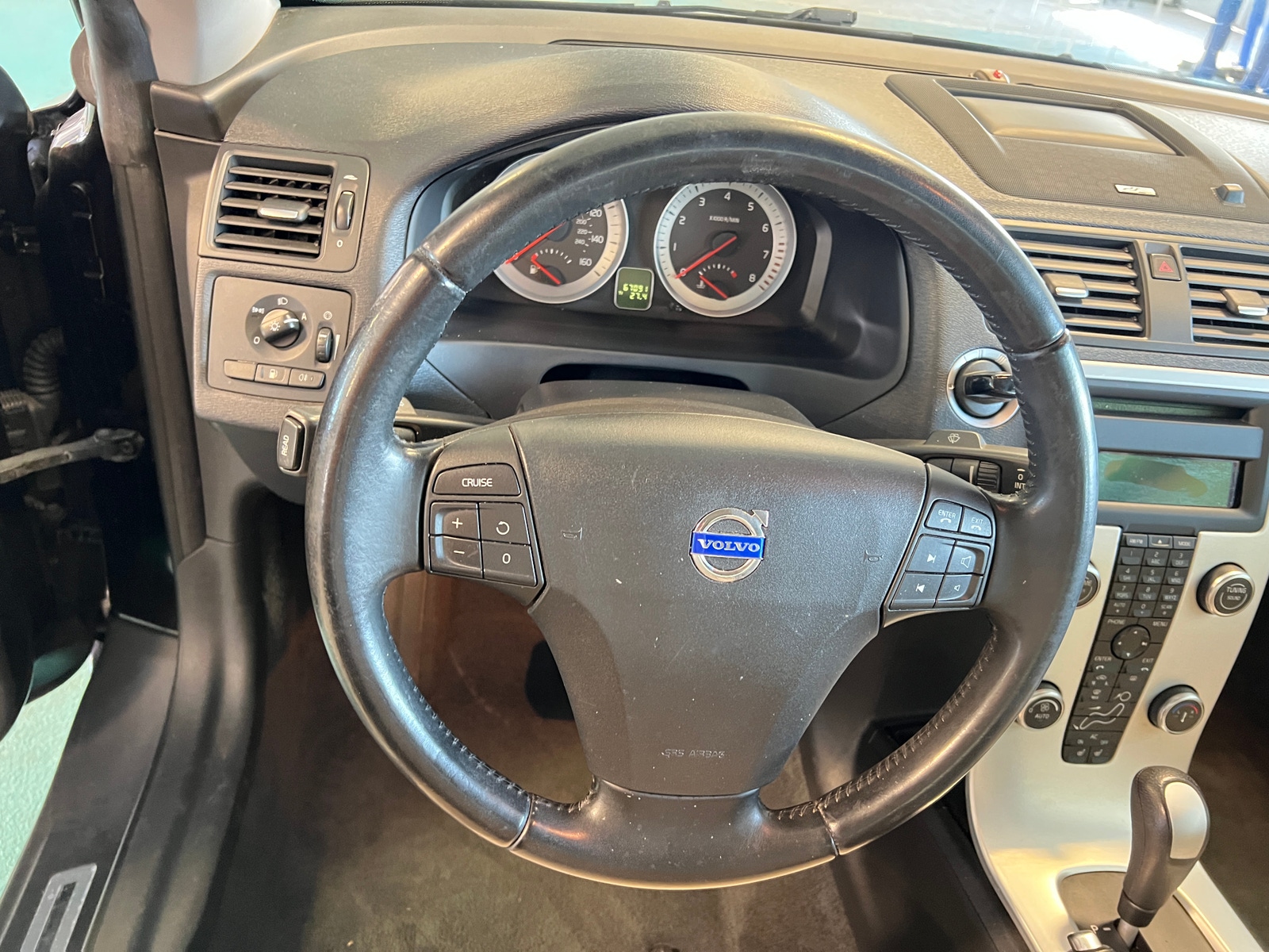 Thumbnail: 2013 Volvo C70 - 4