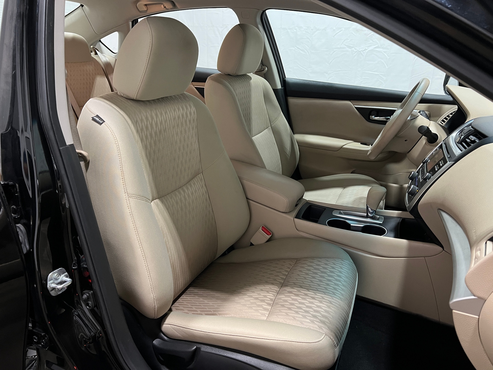 Thumbnail: 2016 Nissan Altima - 2