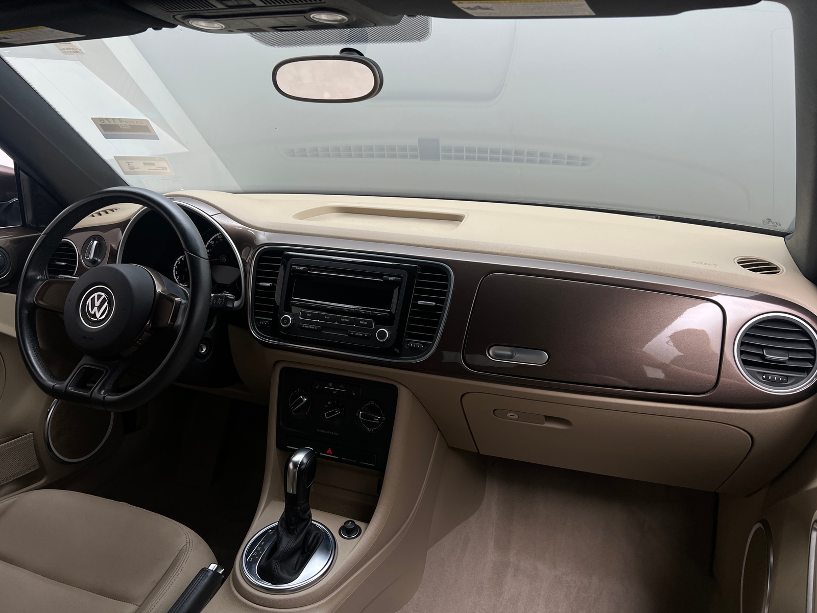 Thumbnail: 2013 Volkswagen Beetle - 3