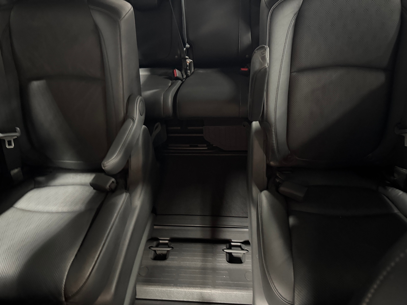 Thumbnail: 2023 Honda Odyssey - 5