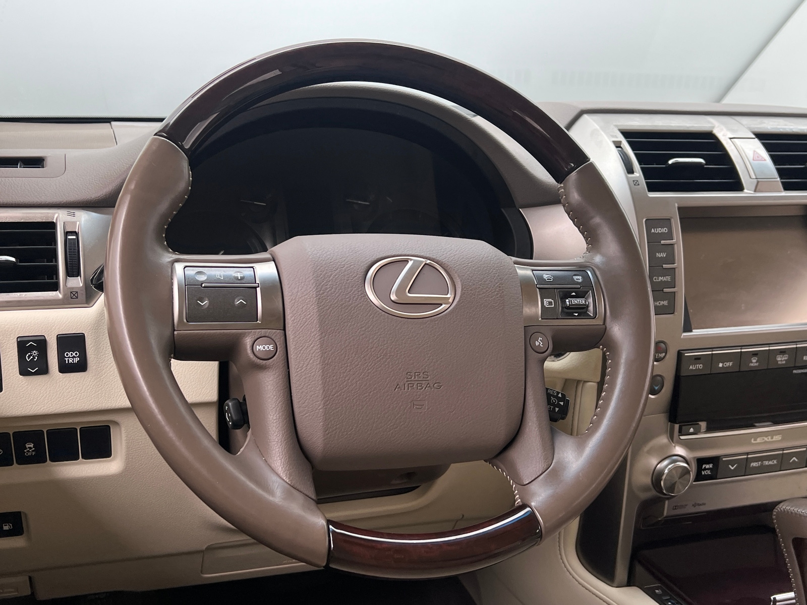 Thumbnail: 2019 Lexus GX - 4