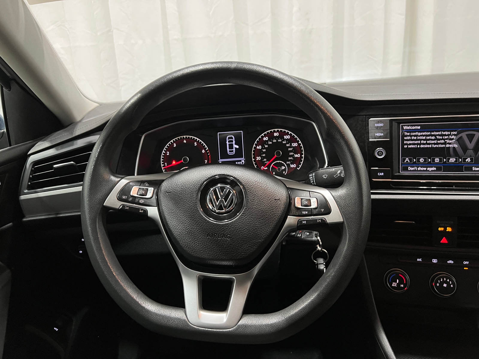 Thumbnail: 2019 Volkswagen Jetta - 5