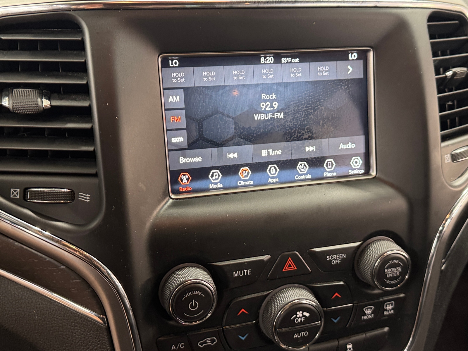 Thumbnail: 2018 Jeep Grand Cherokee - 3