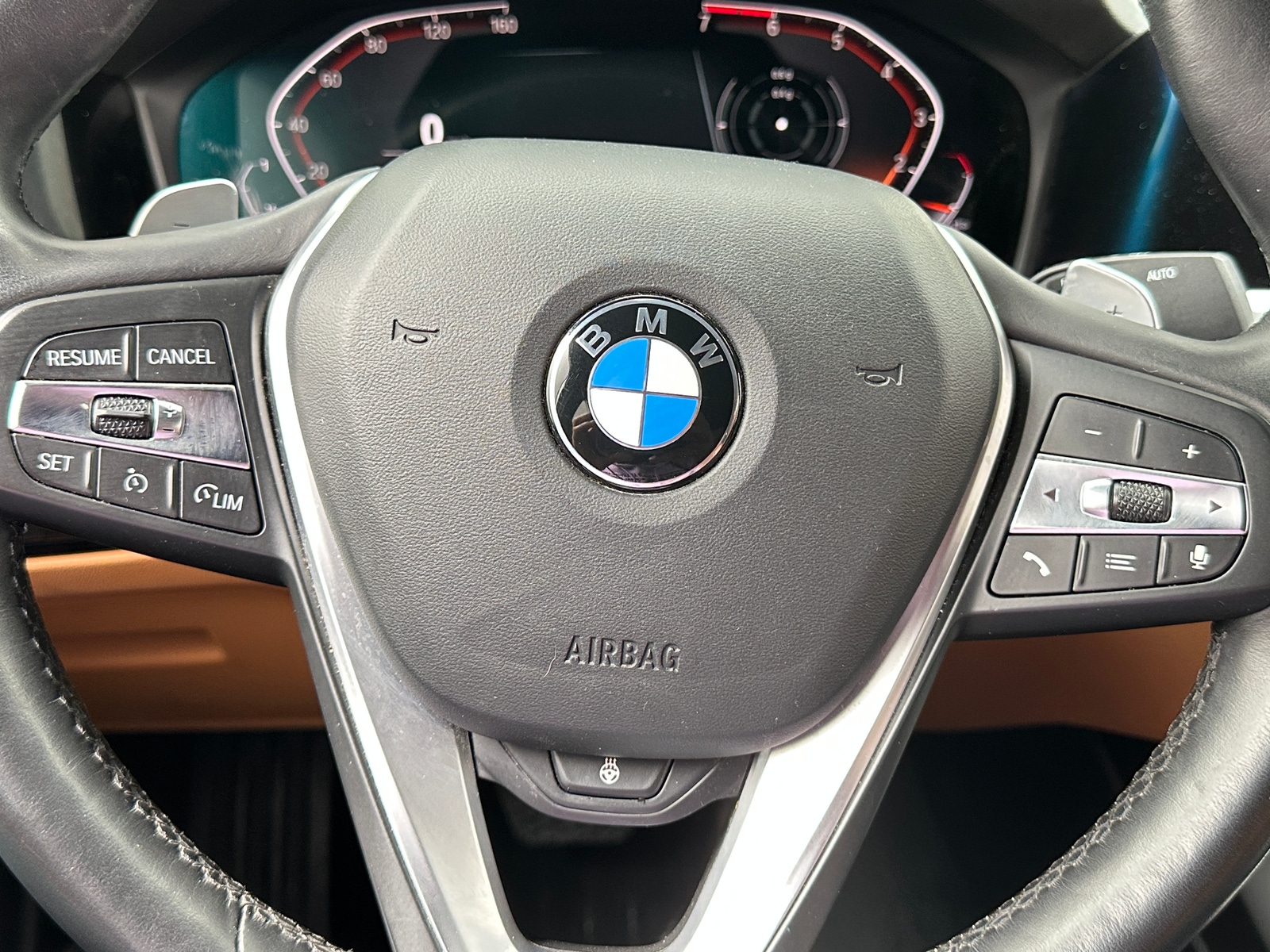 Thumbnail: 2020 BMW 3 Series - 4
