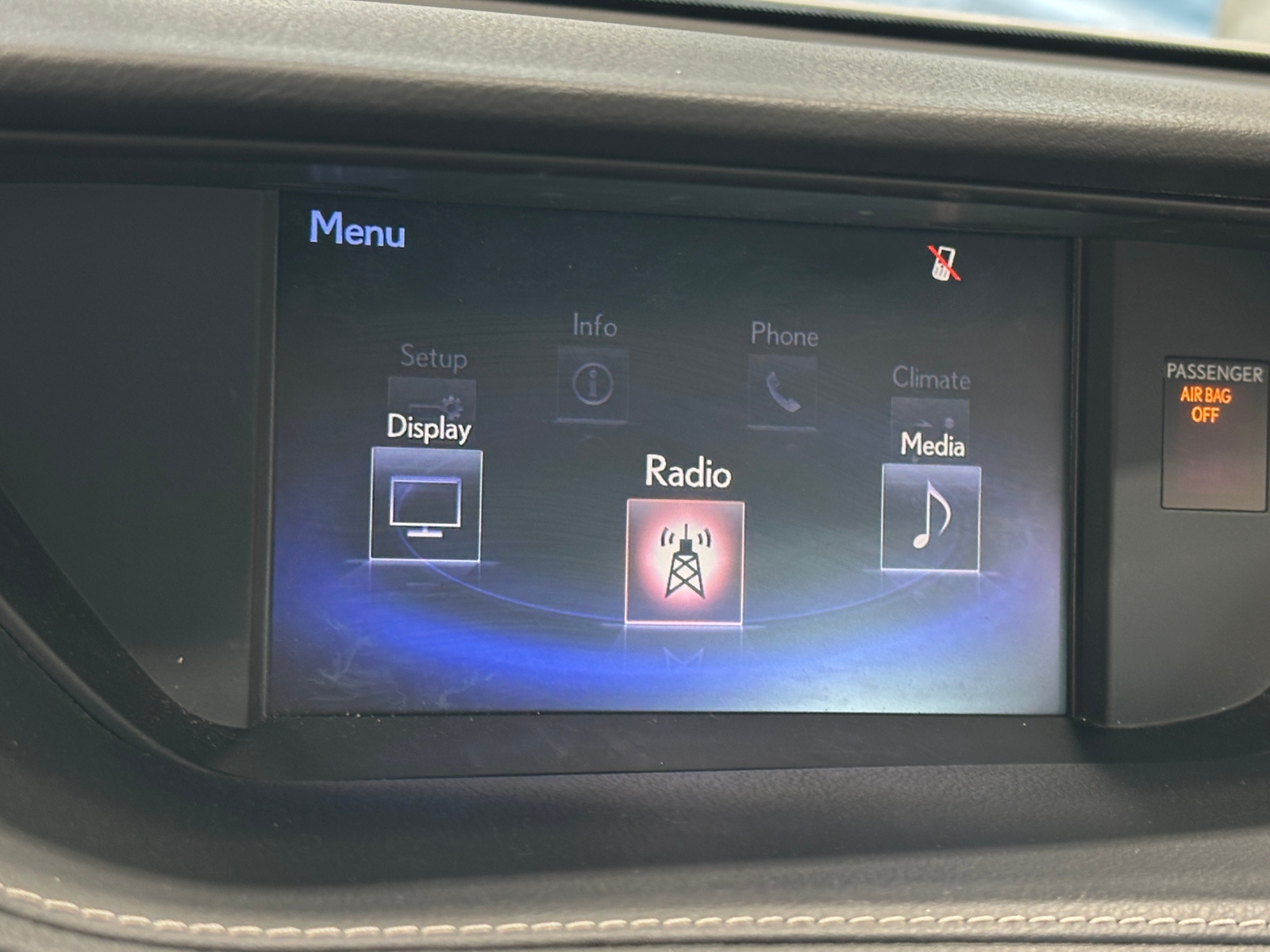 Thumbnail: 2016 Lexus ES - 3