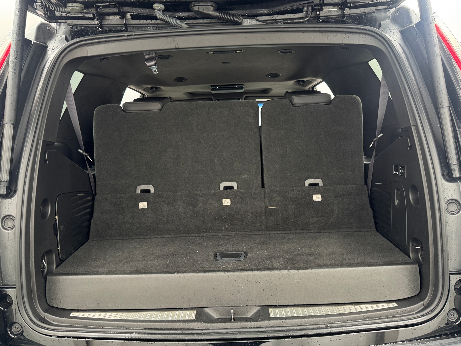 Thumbnail: 2017 Cadillac Escalade - 6