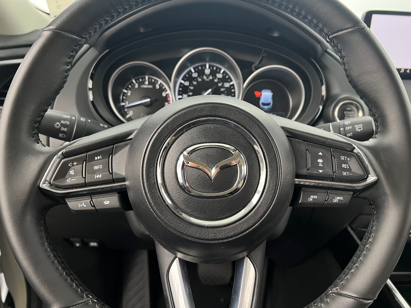 Thumbnail: 2023 Mazda CX-9 - 4