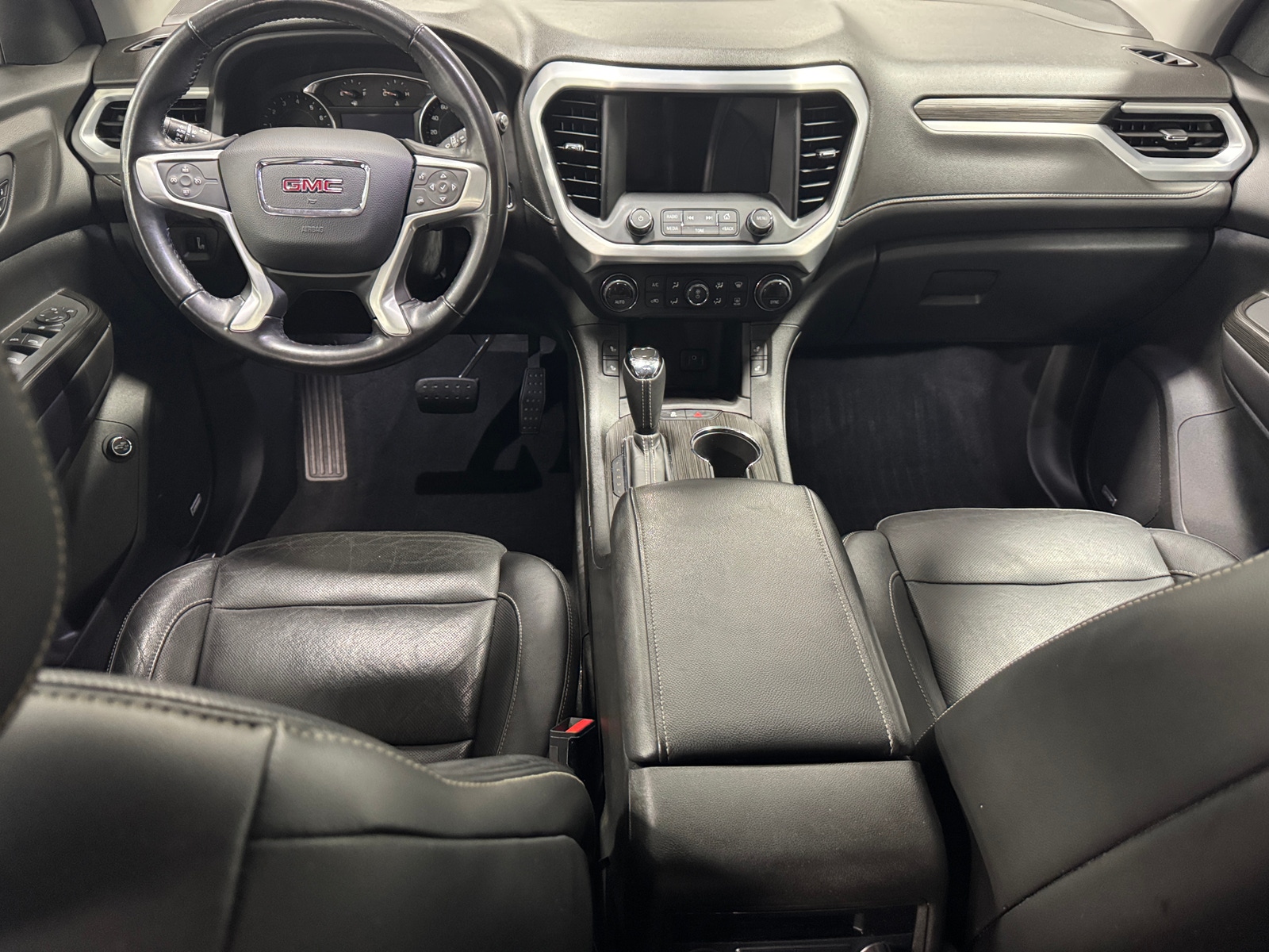 Thumbnail: 2019 GMC Acadia - 2