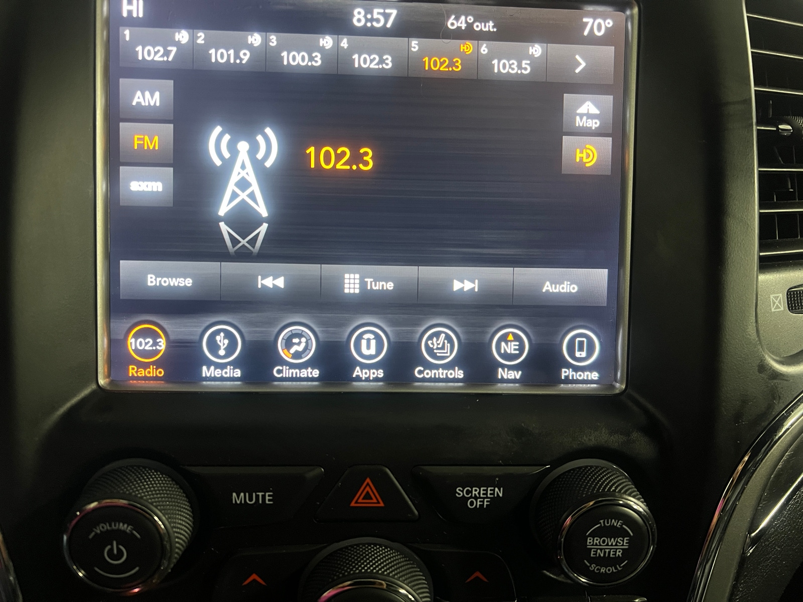 Thumbnail: 2018 Jeep Grand Cherokee - 3