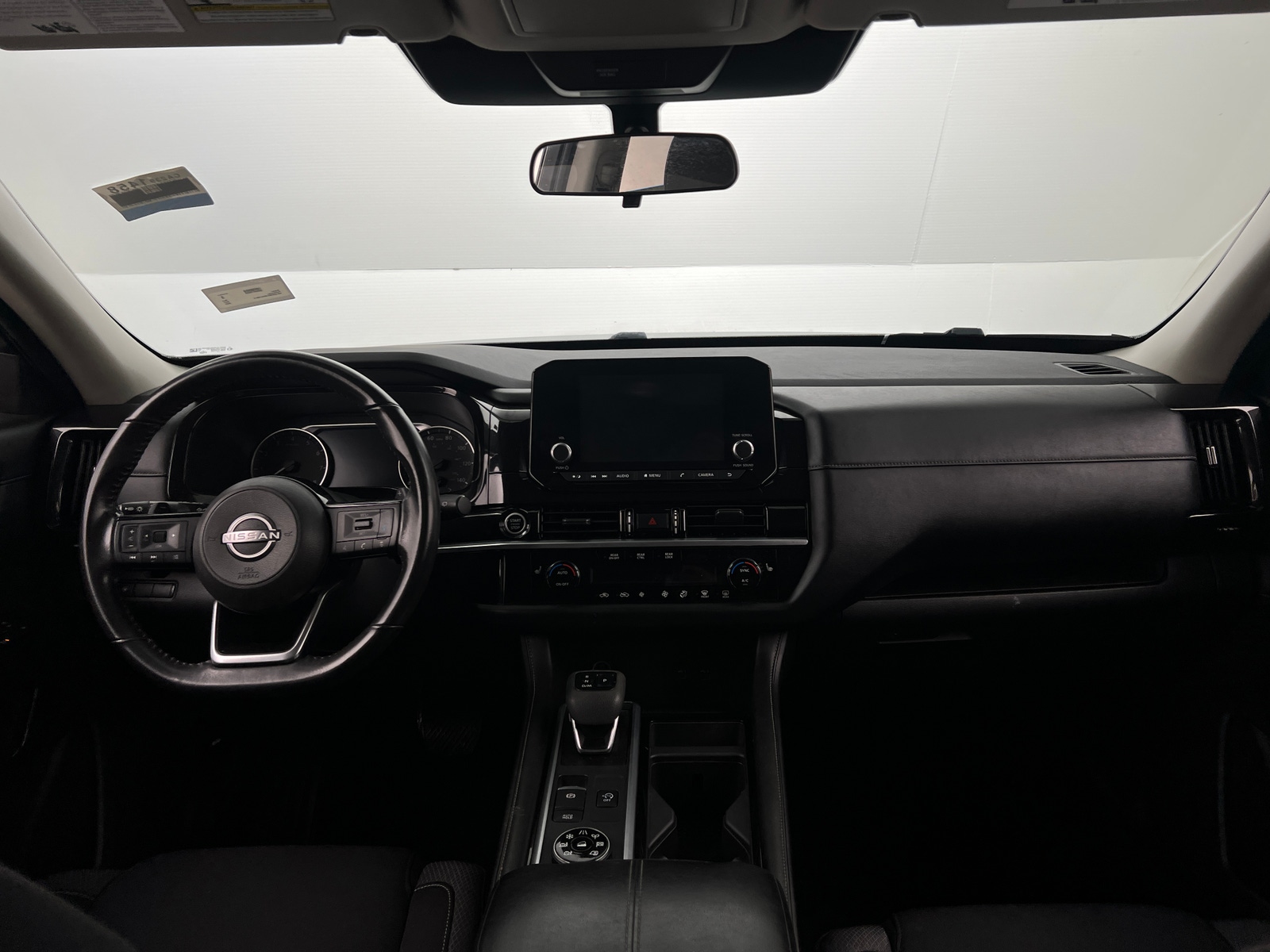 Thumbnail: 2022 Nissan Pathfinder - 3