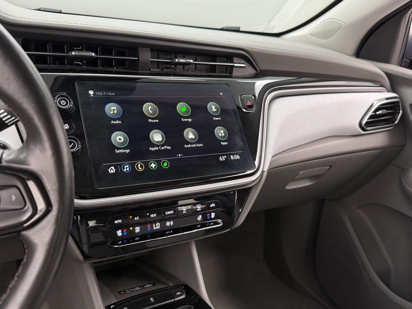 Thumbnail: 2023 Chevrolet Bolt EUV - 3