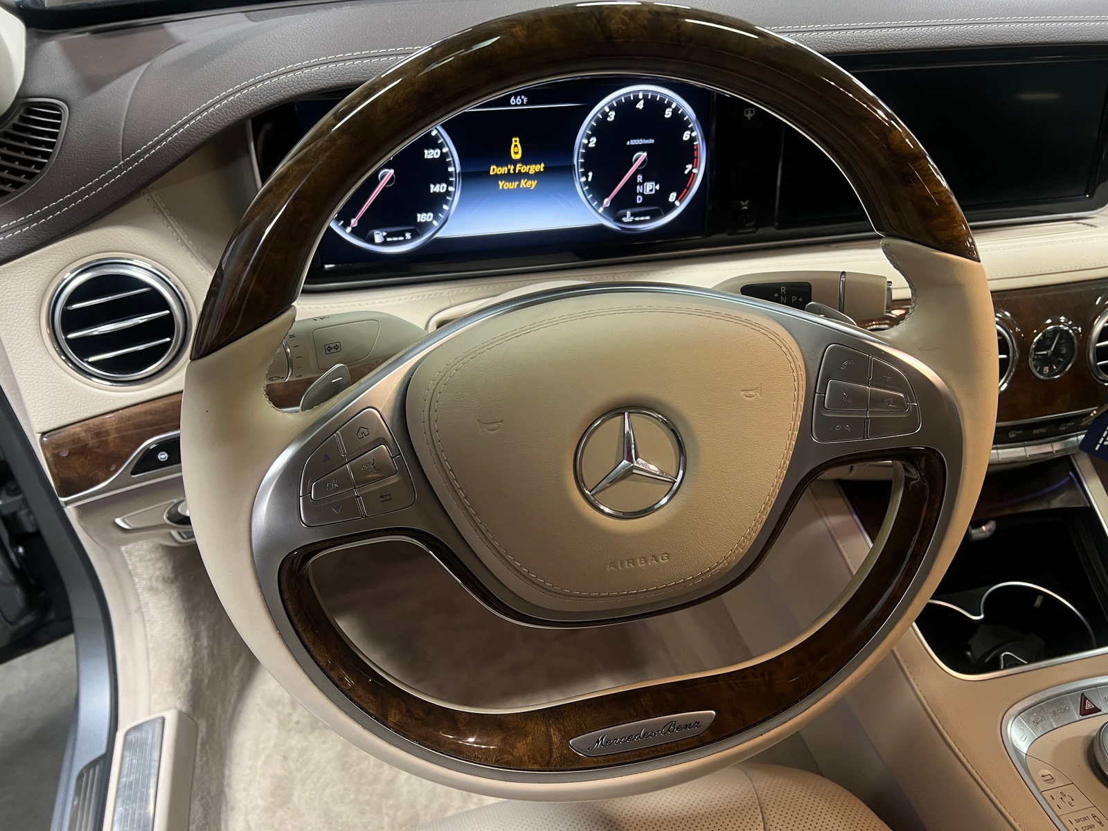 Thumbnail: 2015 Mercedes-Benz S-Class - 4
