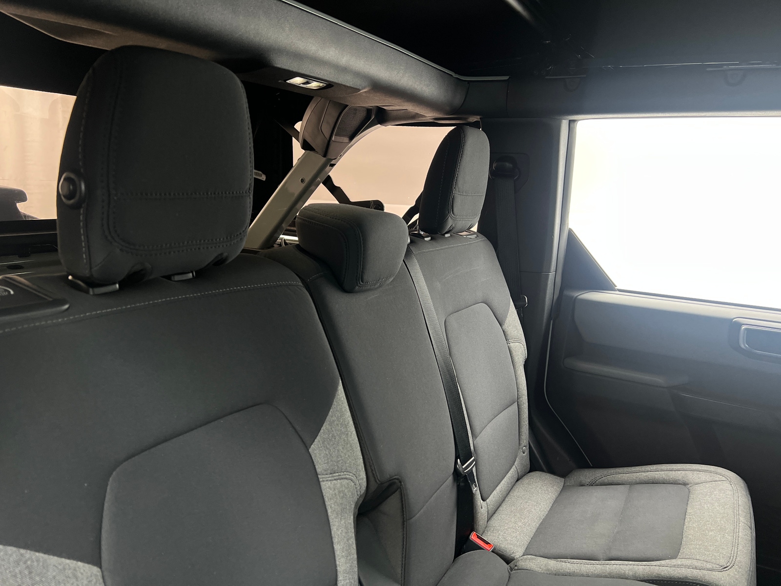 Thumbnail: 2022 Ford Bronco - 6
