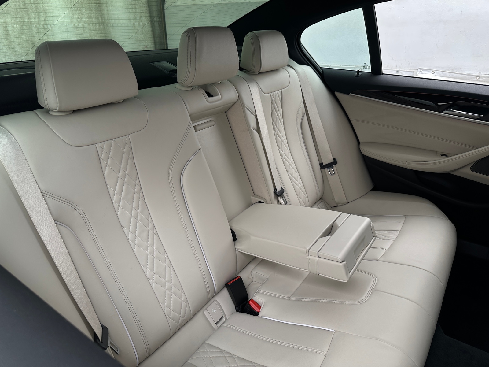 Thumbnail: 2020 BMW 5 Series - 5