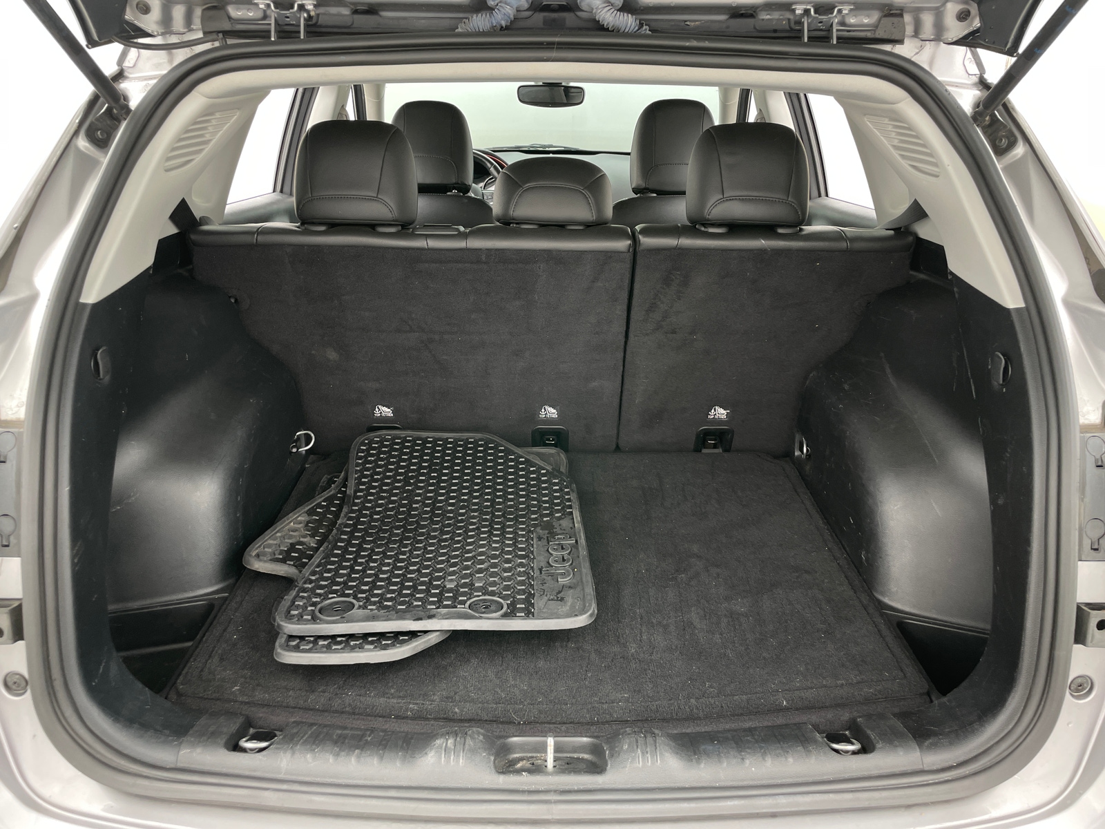 Thumbnail: 2019 Jeep Compass - 6
