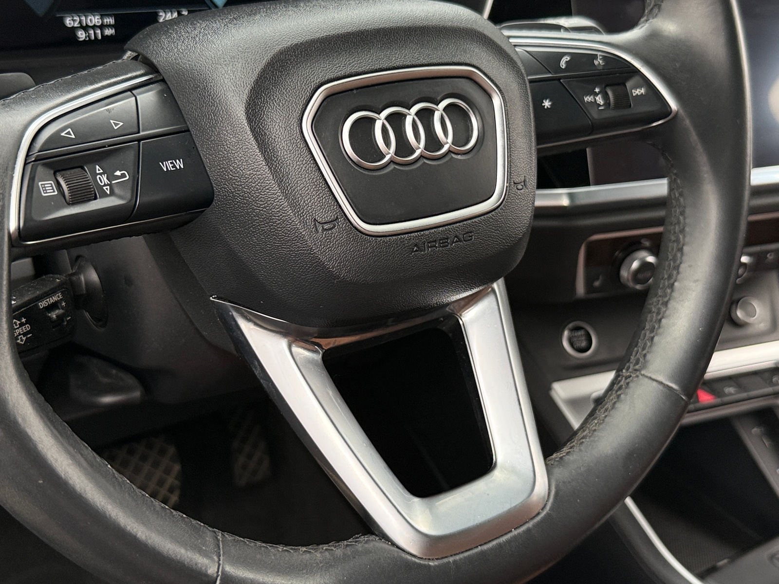 Thumbnail: 2022 Audi Q3 - 4