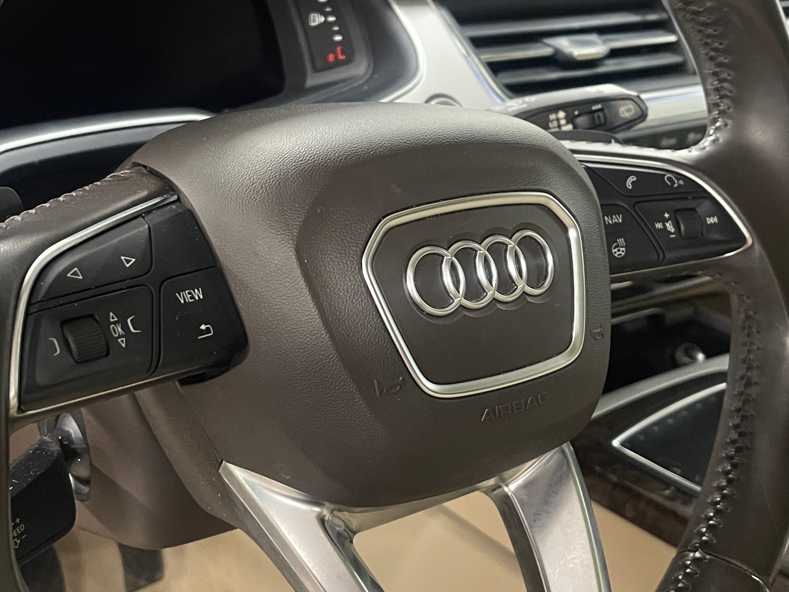 Thumbnail: 2019 Audi Q7 - 4