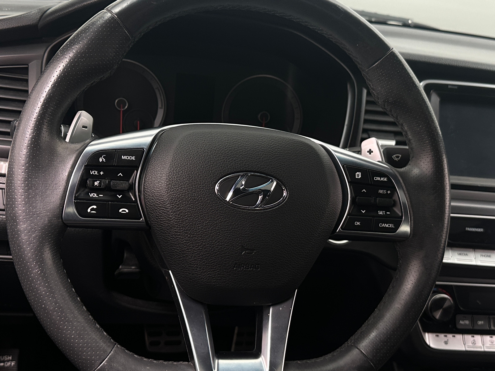 Thumbnail: 2018 Hyundai Sonata - 4