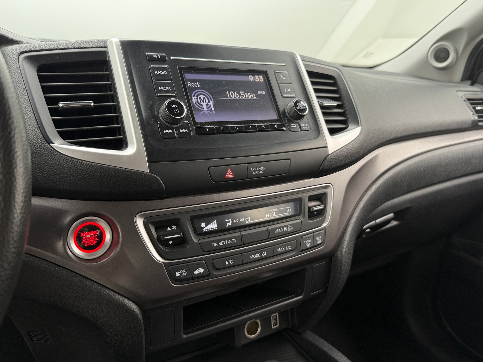 Thumbnail: 2020 Honda Pilot - 4