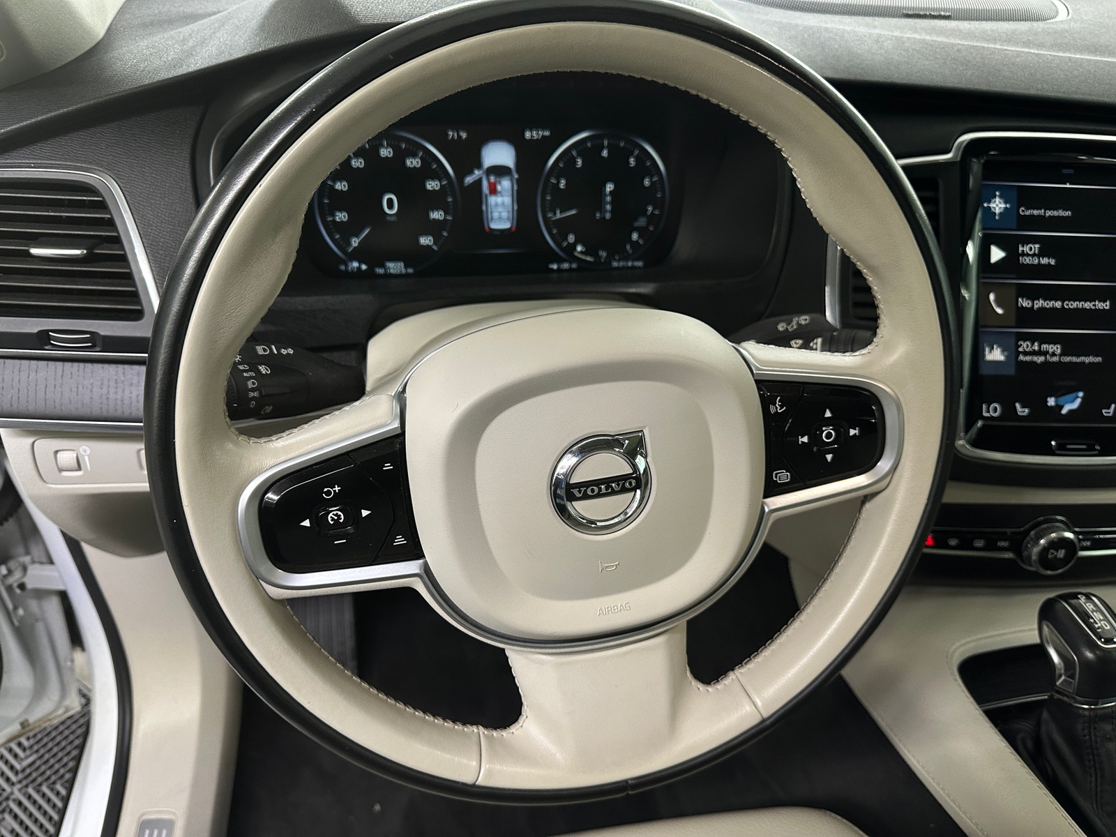 Thumbnail: 2020 Volvo XC90 - 4