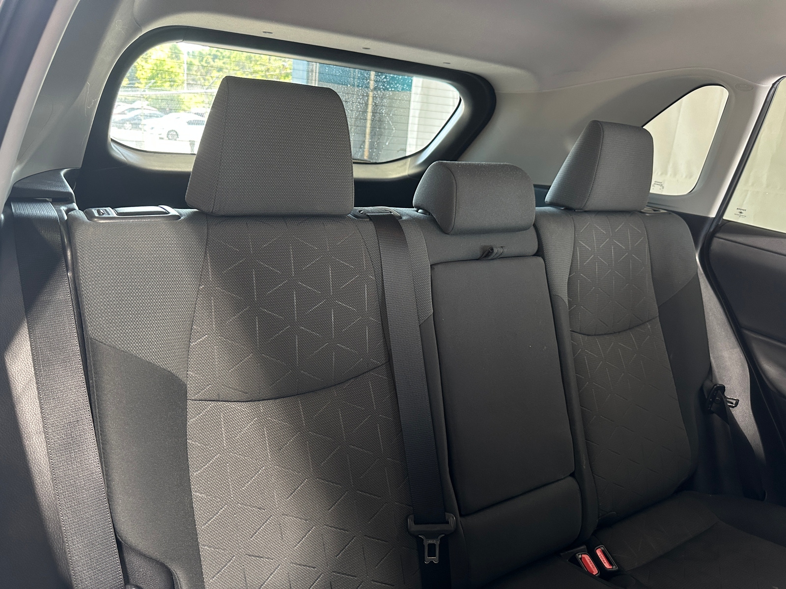 Thumbnail: 2019 Toyota RAV4 - 6