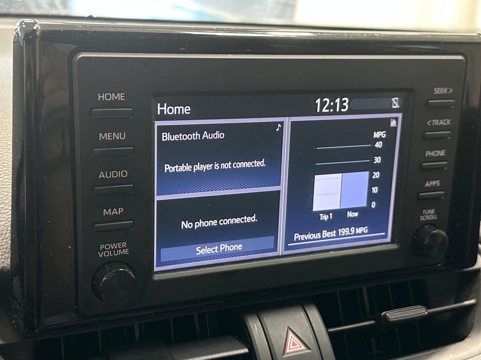 Thumbnail: 2019 Toyota RAV4 - 4