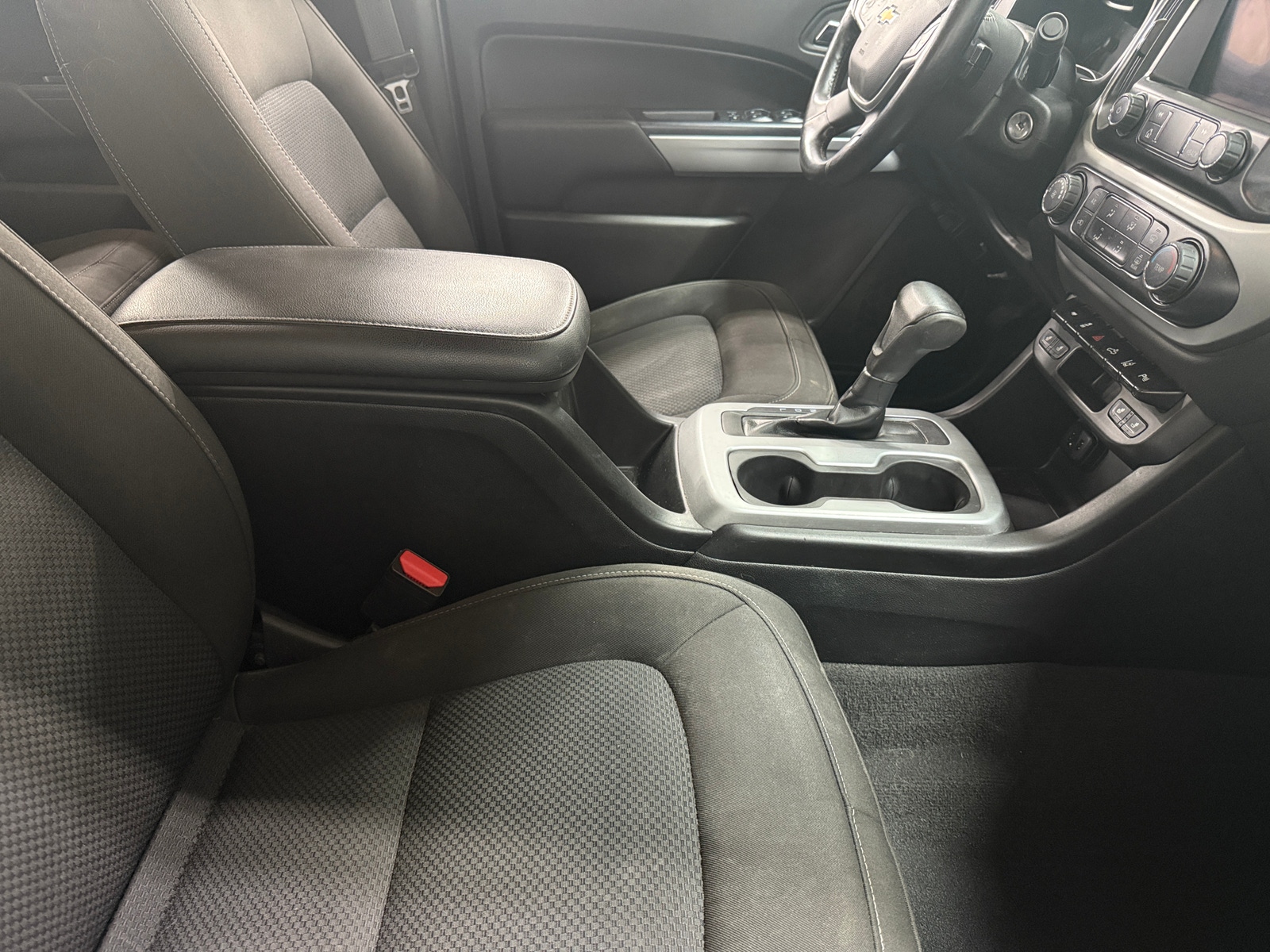 Thumbnail: 2021 Chevrolet Colorado - 2