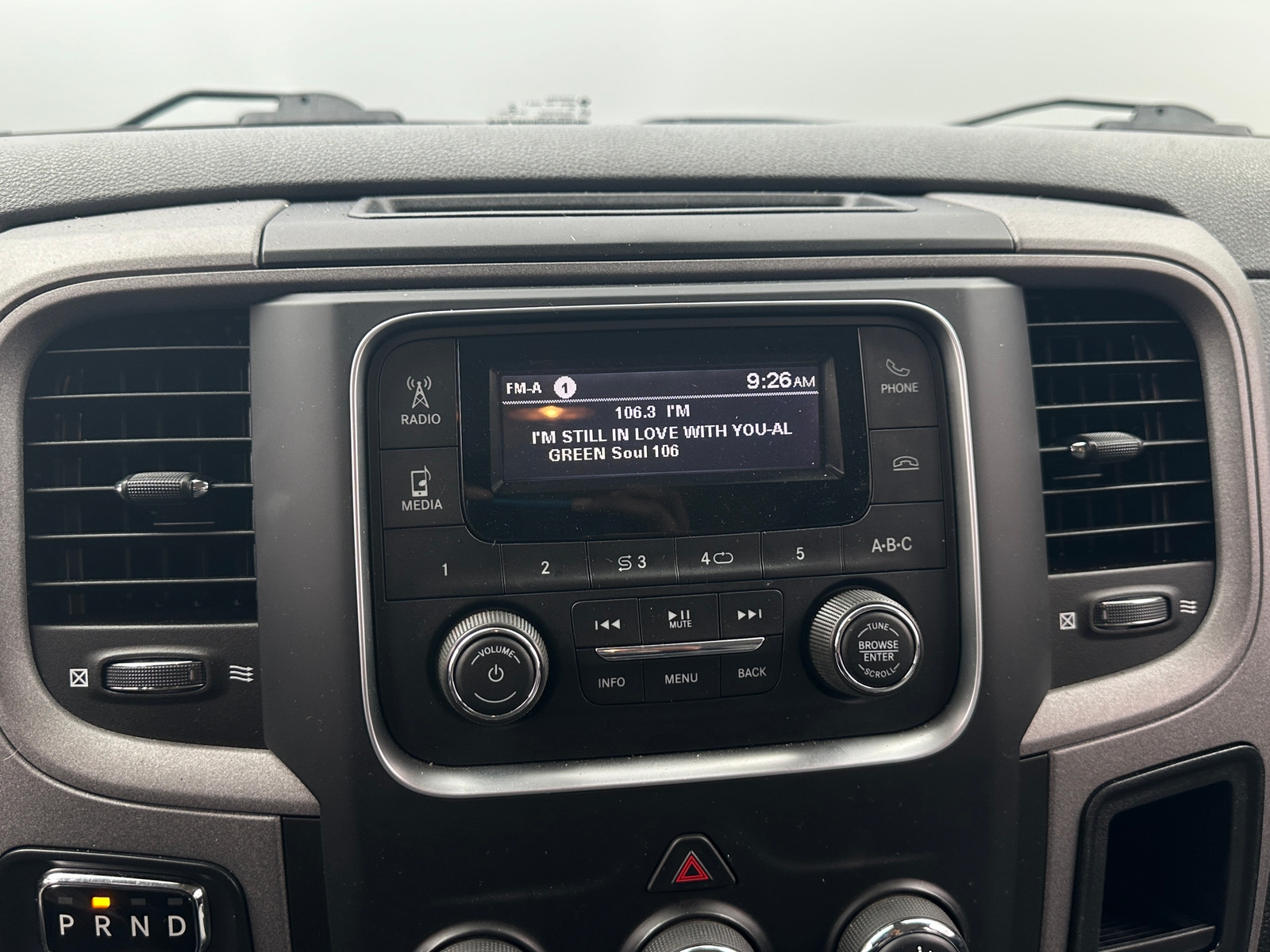 Thumbnail: 2019 RAM 1500 Classic - 4