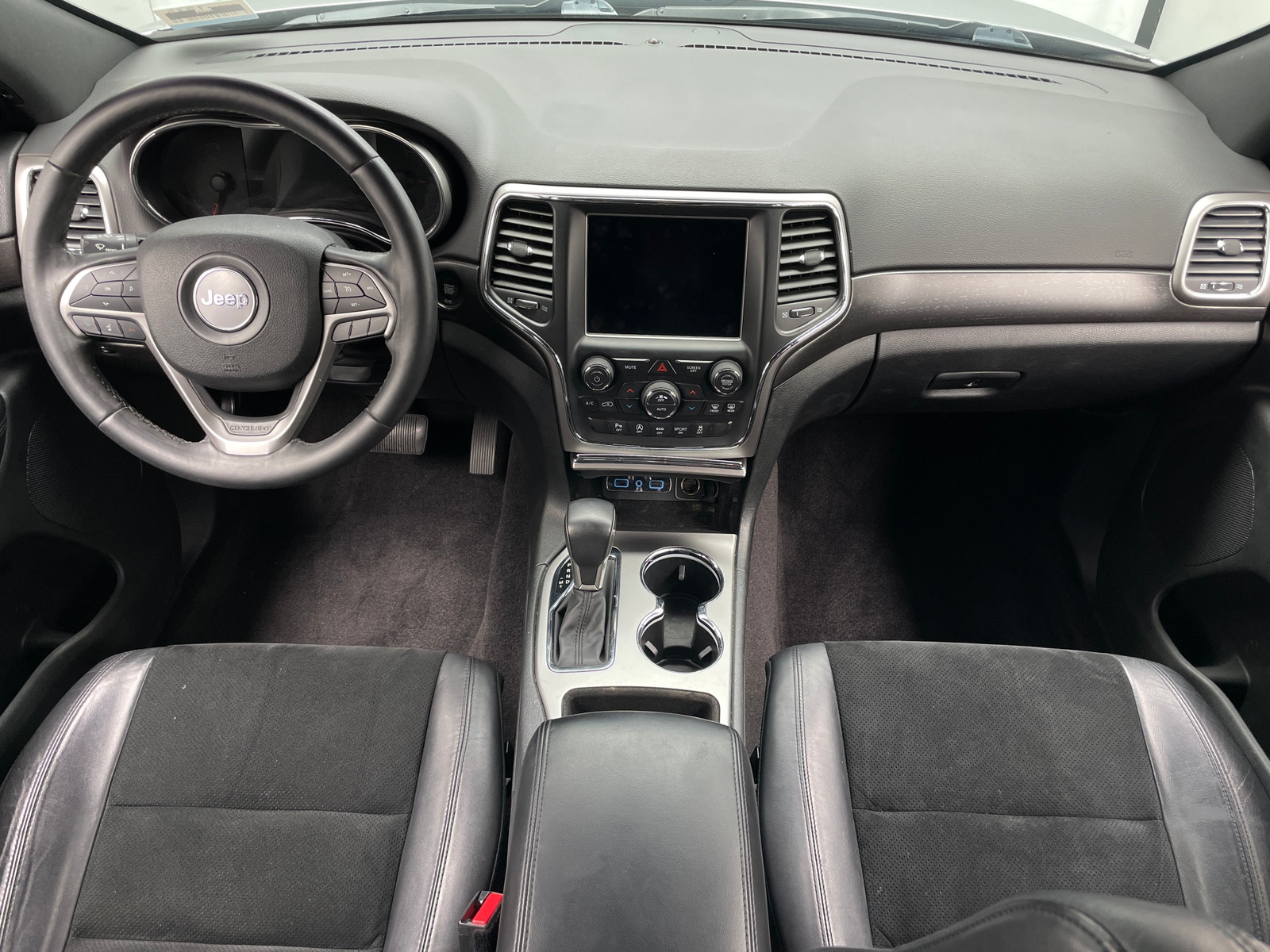 Thumbnail: 2018 Jeep Grand Cherokee - 2