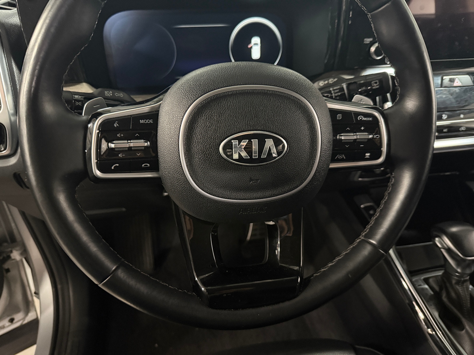 Thumbnail: 2021 Kia Sorento - 4