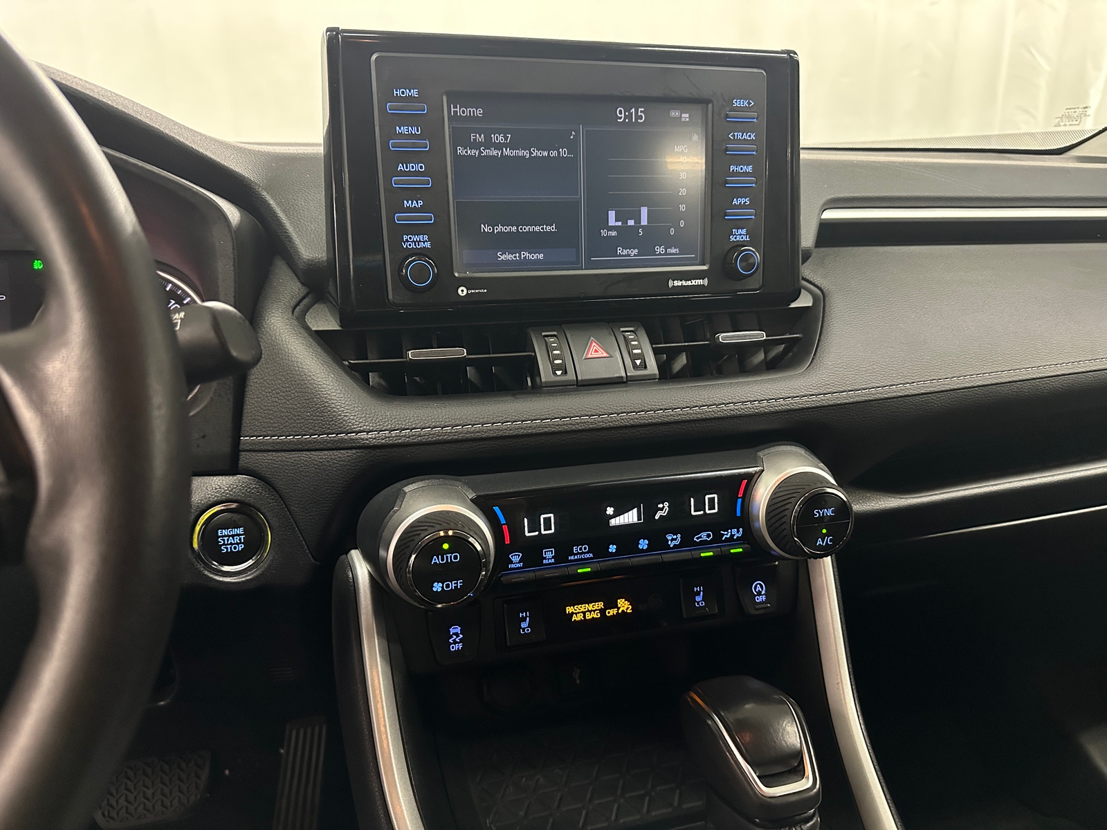 Thumbnail: 2021 Toyota RAV4 - 3