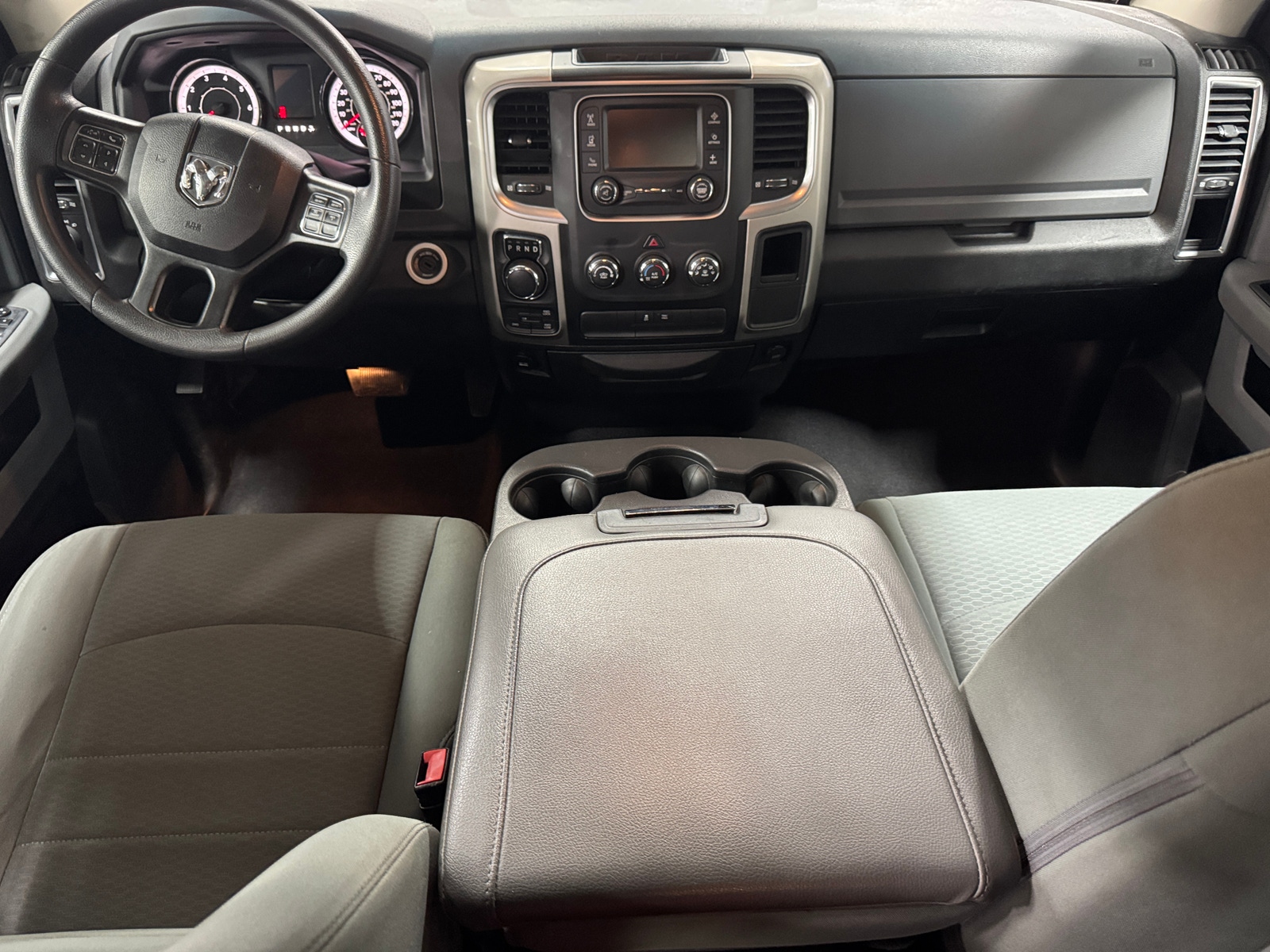 Thumbnail: 2020 RAM 1500 Classic - 3