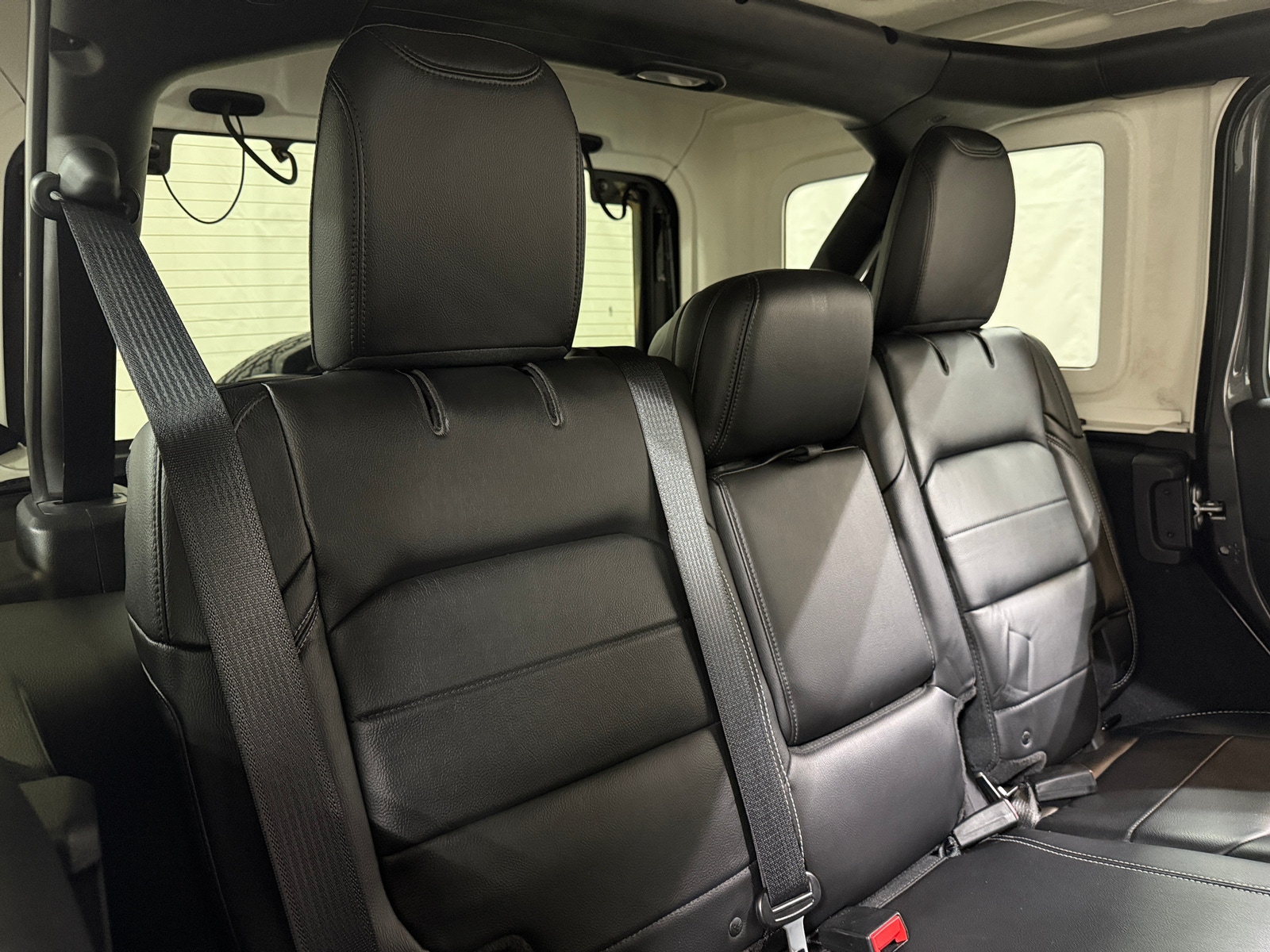 Thumbnail: 2018 Jeep Wrangler - 6