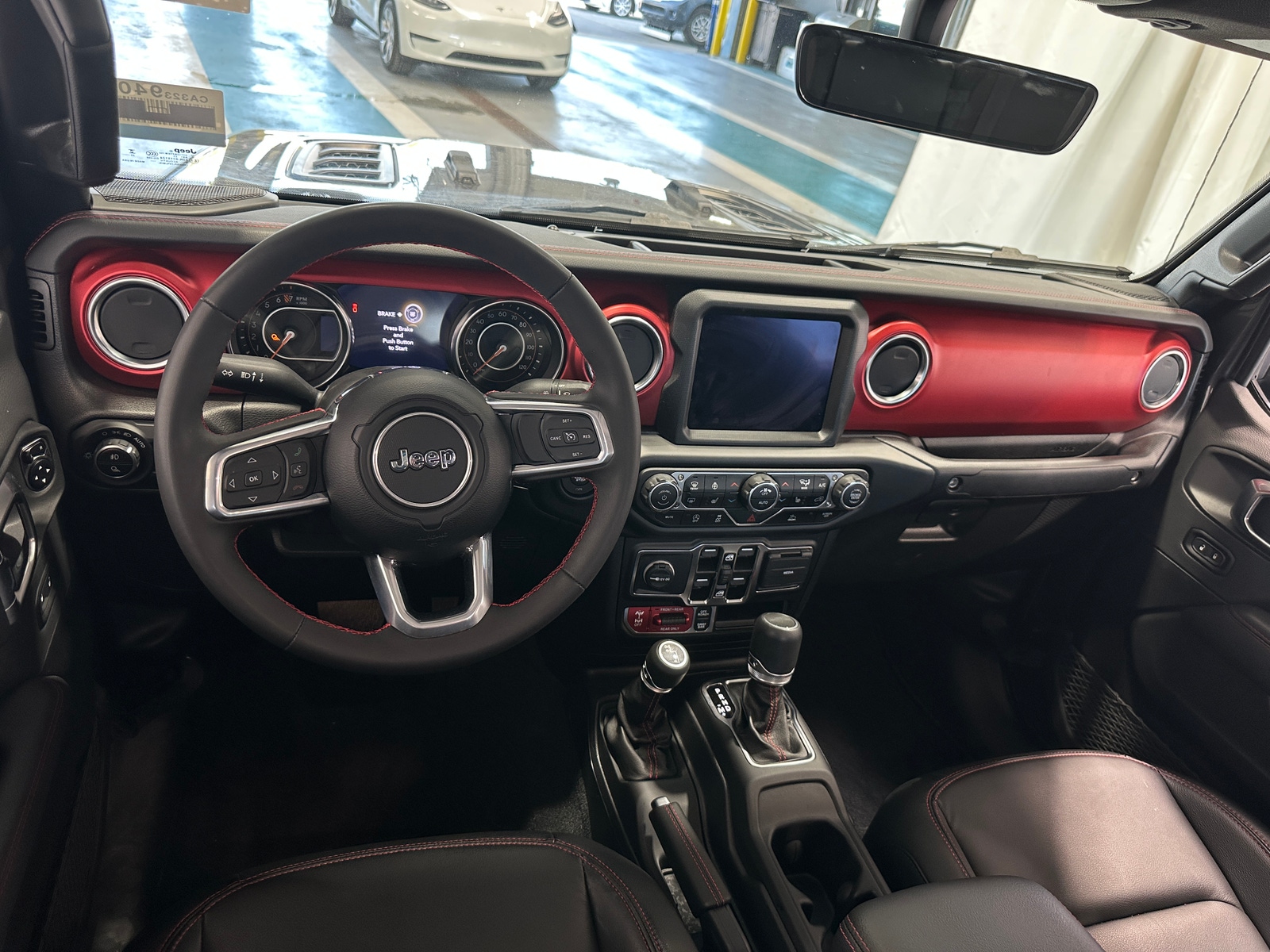 Thumbnail: 2023 Jeep Gladiator - 2