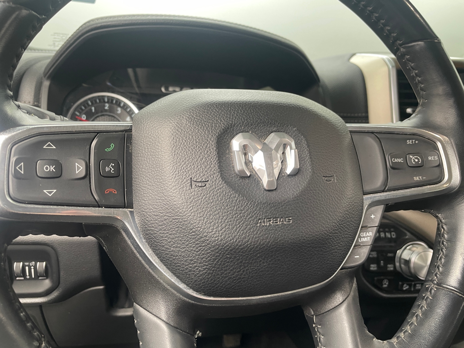 Thumbnail: 2022 RAM 1500 - 4