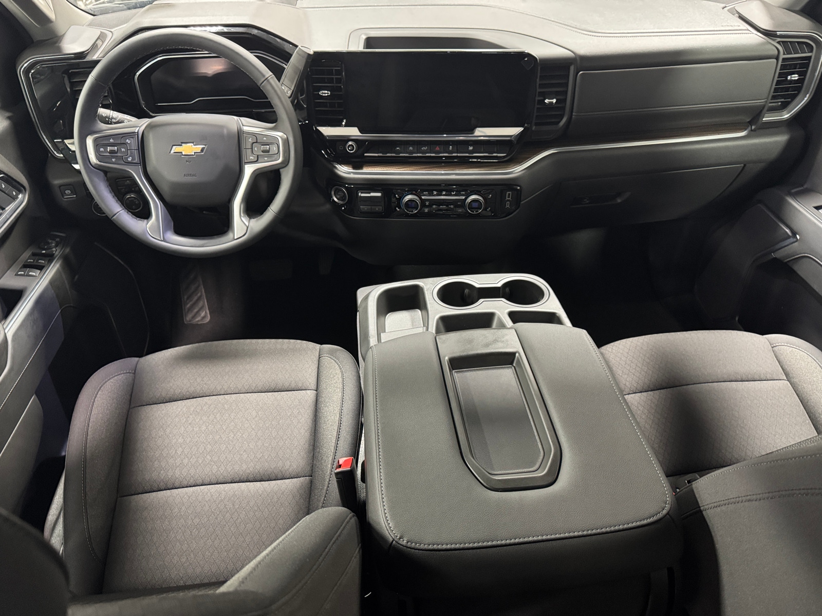 Thumbnail: 2025 Chevrolet Silverado 1500 - 3