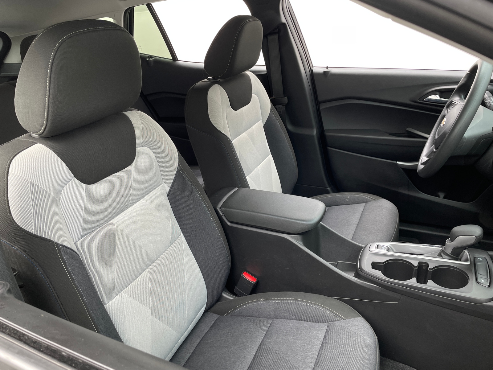 Thumbnail: 2024 Chevrolet Trax - 2