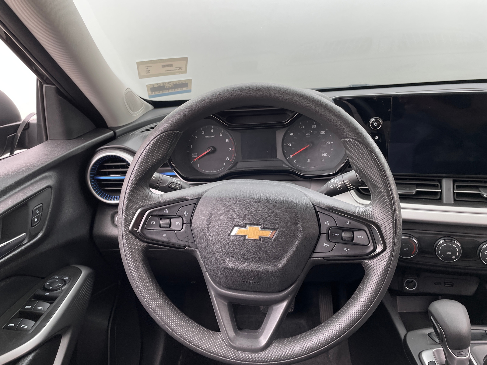 Thumbnail: 2024 Chevrolet Trax - 5