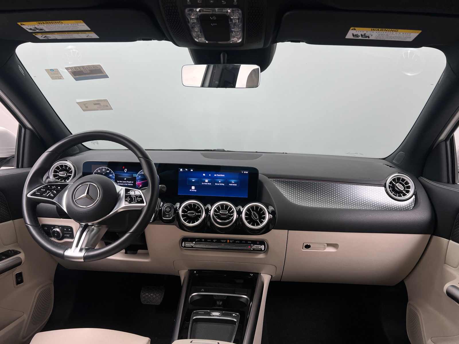 Thumbnail: 2025 Mercedes-Benz GLA - 2