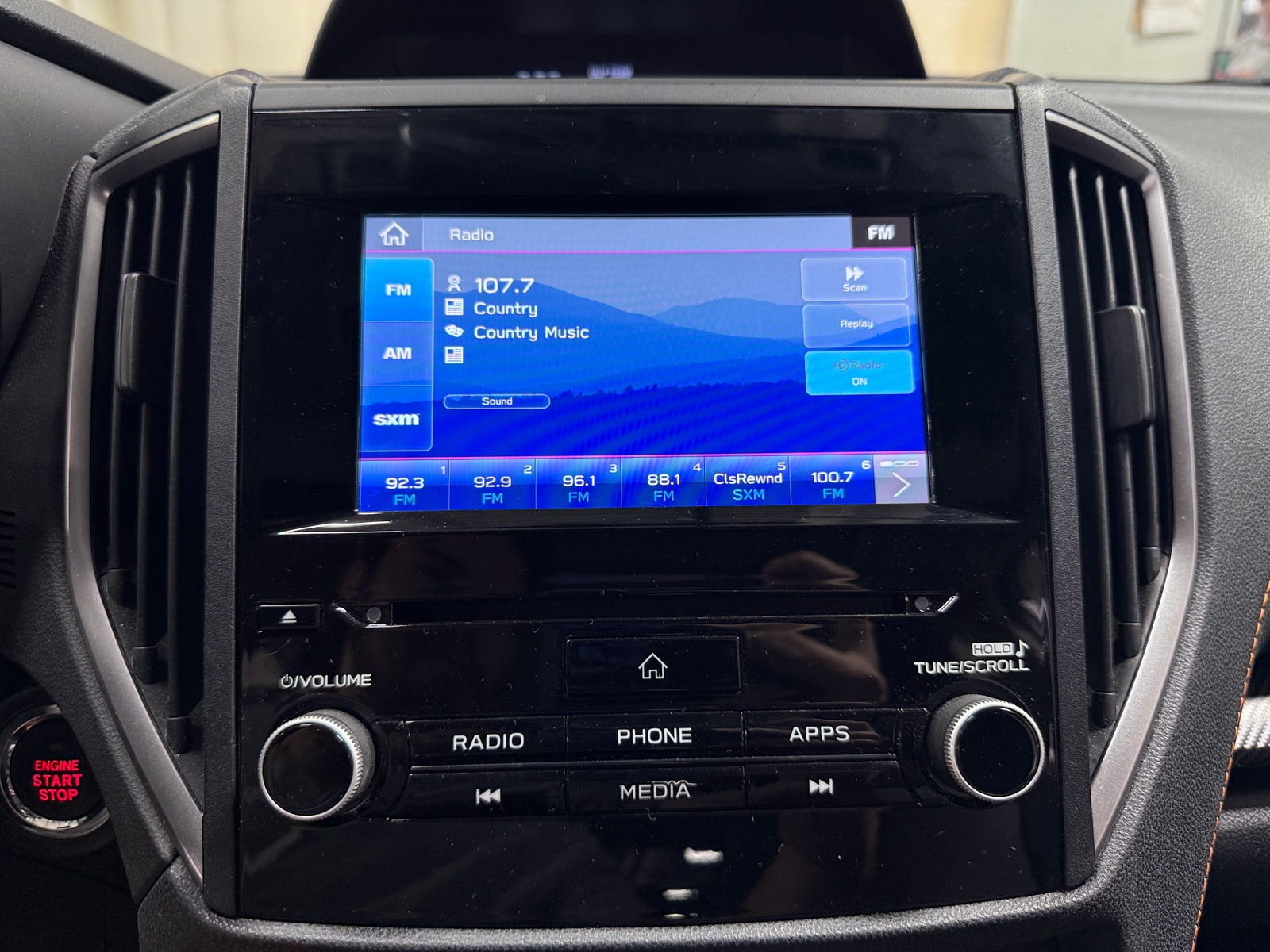 Thumbnail: 2021 Subaru Crosstrek - 4